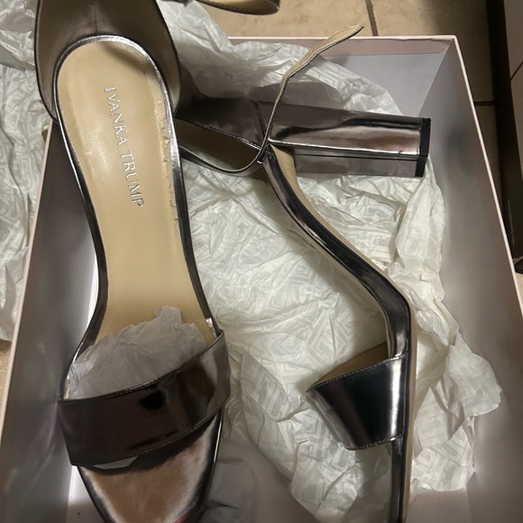 Ivanka Trump Shoes - Ivanka Trump Metallic Silver Ankle-Strap Block Heels